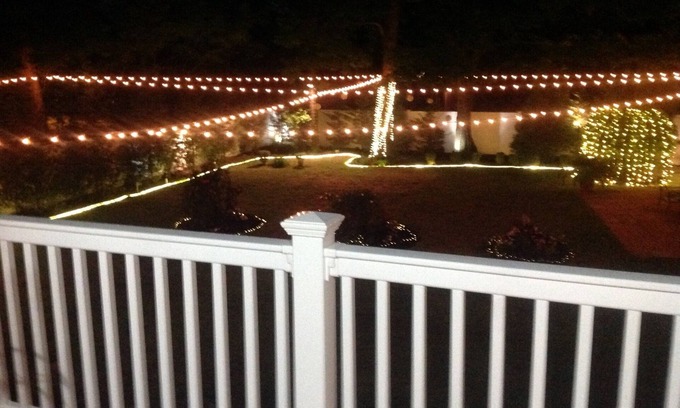 East Massapequa House | 4 BR. 2 BTH, HOT TUB, MINS TO JONES BEACH, MINS TO RIVIERA WALK TO TRAIN TO NYC