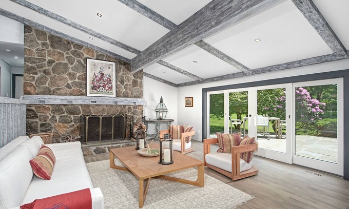 Southport House | 4 BR Charming CT Country Retreat