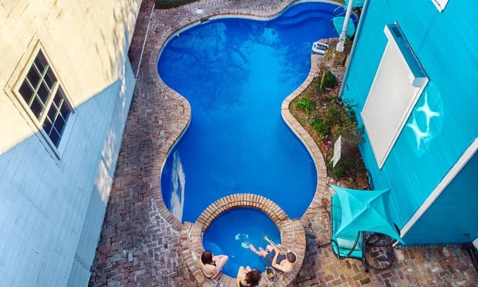 Faubourg Marigny Hotel | 4 BR - Sleeps 8! Celebrity Villa Next to Frenchman St