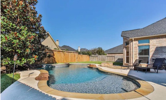 Clodine Villa | 4 BR Spacious Villa w