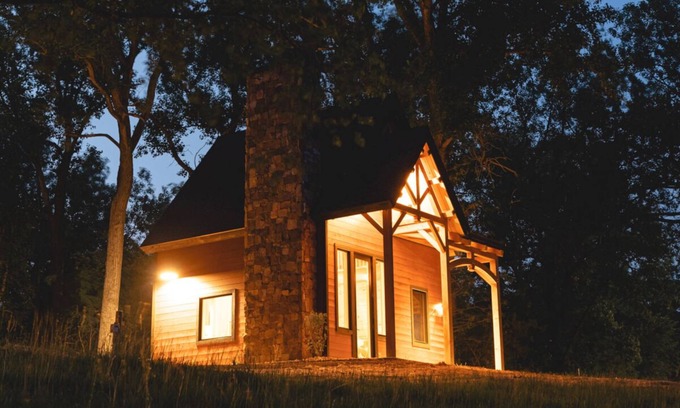 Laura House | #4 Butterfly Lodge