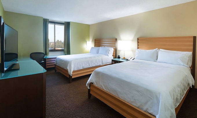 San Jose Hotel | 4 Captivating Units, Minutes’ Drive from San Jose McEnry Convention Center