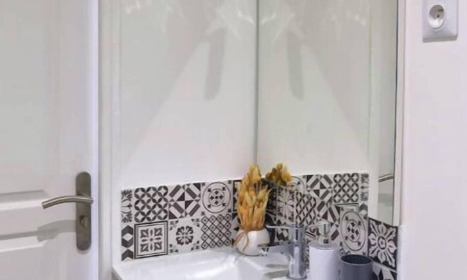 Saint-Quentin Apartment | 4-Charming stay in a renovated farmhouse