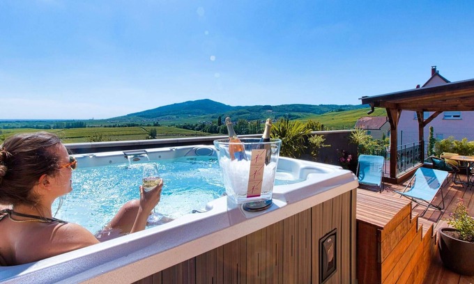 Itterswiller Apartment | 4 * cottage, private spa & panoramic terrace, 4 people