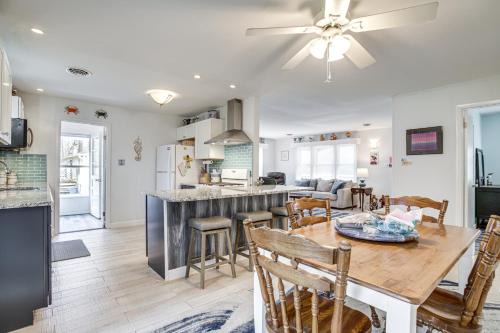 Berlin House | 4 Mi to Beaches Pet-Friendly Berlin Home!