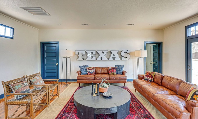 Fort Davis Apartment | 4 Mi to Davis Mountains State Park: Family Retreat