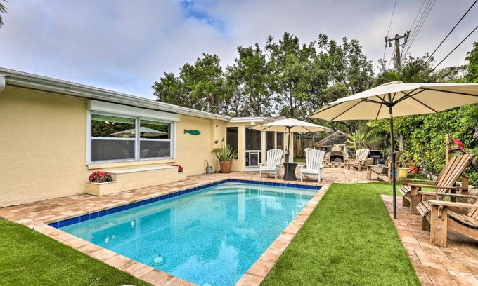 South Bradenton House | 4 Mi to Dtwn Home with Pool and BBQ in Bradenton