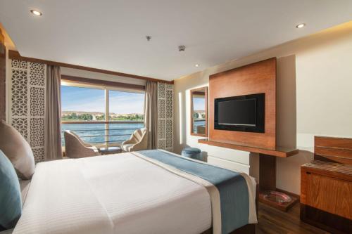 Qena Boat Rental | 4 nighhts luxury Nile cruise from Luxor to Aswan