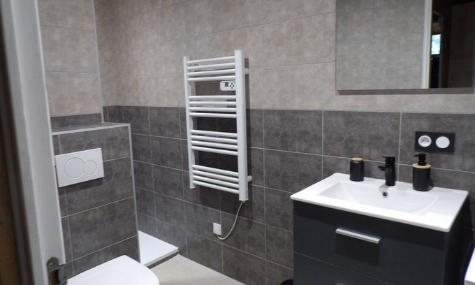 Saint-Martin-sur-la-Chambre Apartment | 4-person apartment
