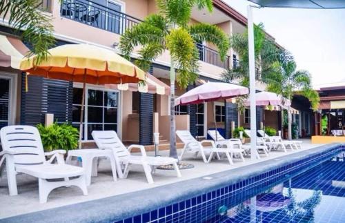 Na Chom Thian Resort | 4 Palms Resort