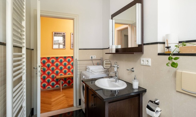 Stotteritz Apartment | 4 People - Designer Apartment