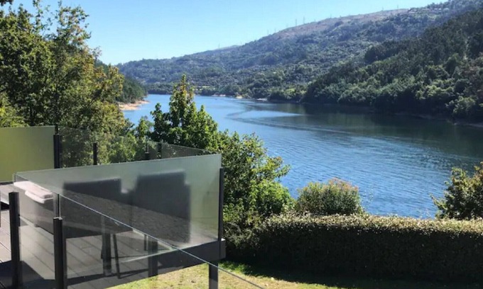 Terras de Bouro Apartment | 4-person apartment in Gerês, with private beach