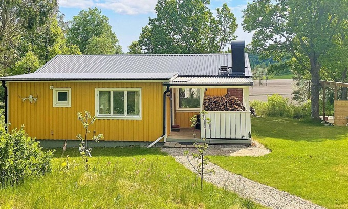 Fargelanda House | 4 person holiday home in FÄRGELANDA