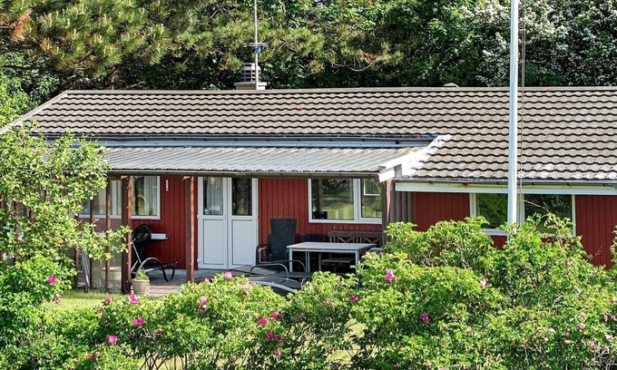 Knubbeløkke House | 4 person holiday home in Nakskov