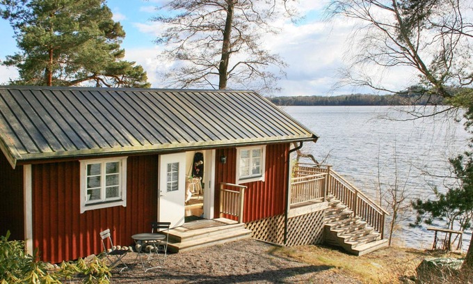 Faerentuna House | 4 person holiday home in FäRENTUNA