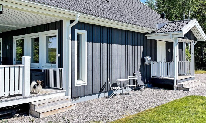 Karlstad Municipality House | 4 person holiday home in KARLSTAD