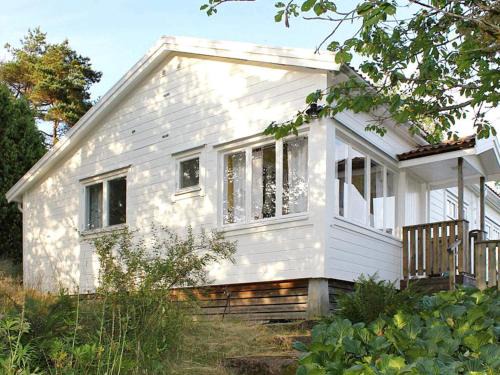 Sundsandvik House | 4 person holiday home in UDDEVALLA-By Traum