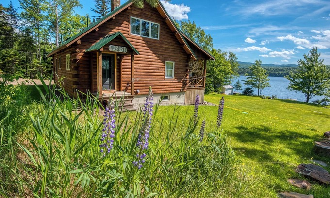 Rangeley House | 4 Raymond Road - Direct waterfront right on Beaver Mountain Lake!
