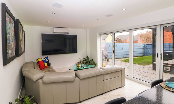 Skegby Cottage | 4 Rockcliffe Grange