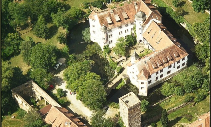 Lohrbach Other | 4 romantic castle apartments in the region Heidelberg/Neckar valley