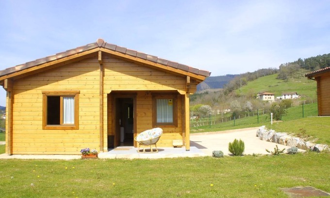 Ayala Cabin | 4. Satia Berri log cabin