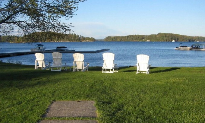 Minett House | 4-Season Muskoka Birch Vacation Cottage Rental On Lake Rosseau, Muskoka Ontario