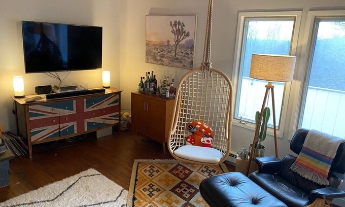 Denver House | 4 season Ski Chalet - Good Vibes Only