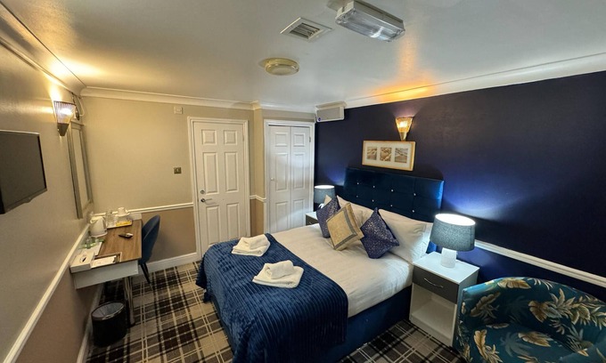 Epping Hotel | 4 Sisters Inn