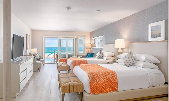 Carlsbad Village Hotel | 4 Spacious Units, Ocean Front 2 Queen at Beach Terrace, Outdoor Pool