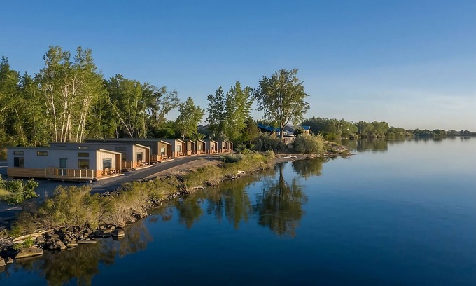 Boardman Hotel | 4 Spacious Units w/Large Picture Windows. Pet-friendly, Outdoor pool, Parking