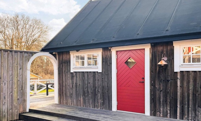 Drottningskar House | 4 star holiday home in Drottningskär