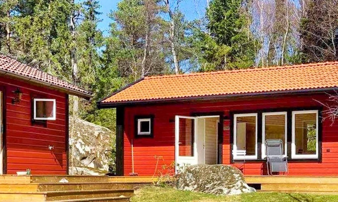 Vato House | 4 star holiday home in VäTö