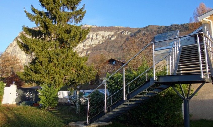 Collonges-sous-Saleve Apartment | 4 stars - High standing chalet style apartment, heated swimming pool, Geneva