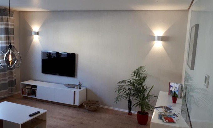 Bad Salzig Apartment | 4-Sterne Ferienwohnung Carbach -Perfekt für Radfahrer-