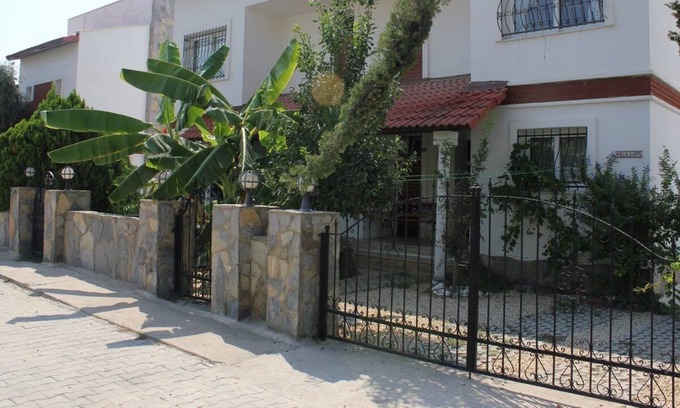 Kadnlar Denizi Mahallesi House | 4-storey Villa With Pool, 5 Mins From Ladies Beach!
