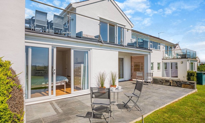 Abersoch House | 4 Ynys Fawr - Three Bedroom House, Sleeps 6
