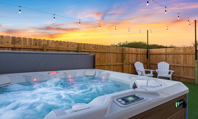 Irene Other | 40 Acre Country Retreat Minutes from Downtown Waco