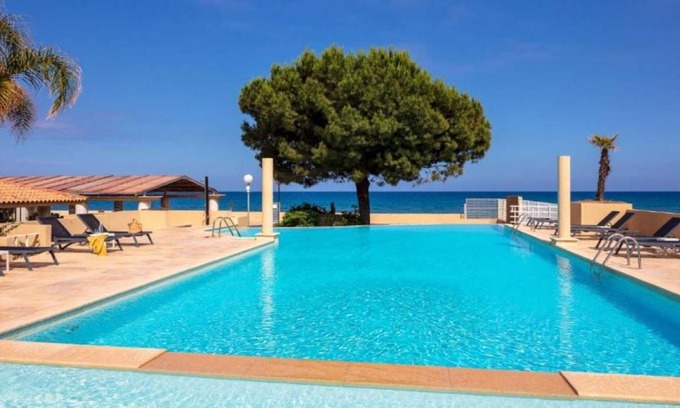 Santa-Lucia-di-Moriani Apartment | 40 m² Apartment ∙ 2 bedrooms ∙ 6 guests