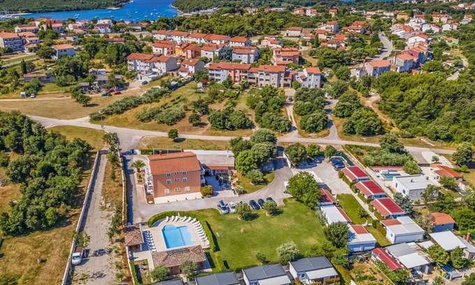 Banjole Other | 40 m² Accommodation ∙ 1 bedroom ∙ 4 guests