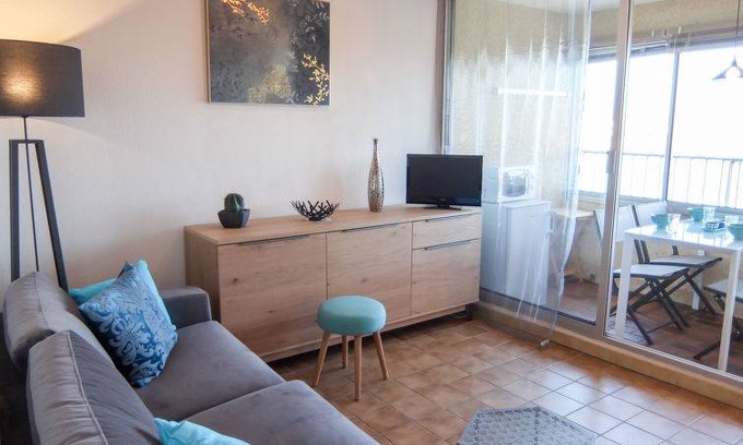 Saint-Cyprien Plage Apartment | 40 m² Apartment ∙ 1 bedroom ∙ 4 guests