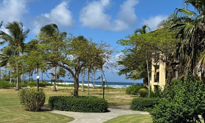 La Grande Princesse Condo | 40% off August & September bookings! Island Oasis-Luxury condo at Pelican Coven