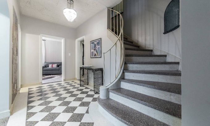 Downtown Knoxville House | 40's Tile Mansion w/ Private Pool by Crescent Bend