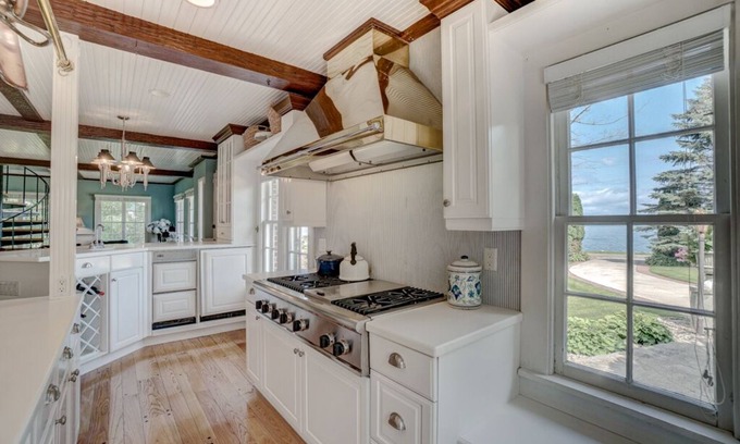 Onamia House | 400 ft OF PRIVATE LUXURY LAKESHORE!nBREATHTAKING VIEWS!nnnn