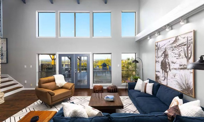 Canyon Lake Villa | 4000+ sf 5/5.5 Villa - 11 beds - POOL, HOT TUB, SPA, FIRE PIT- Huge GAME ROOM!