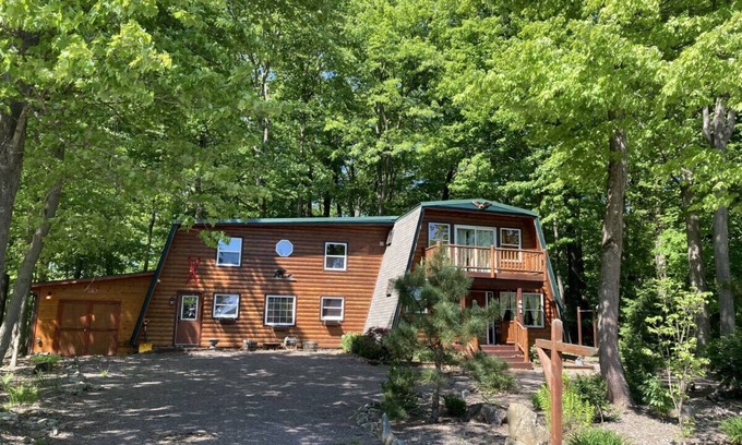 Hidden Valley Apartment | 401 Gardner Road, Somerset