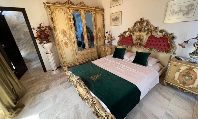 Eforie Villa | 40s golden era