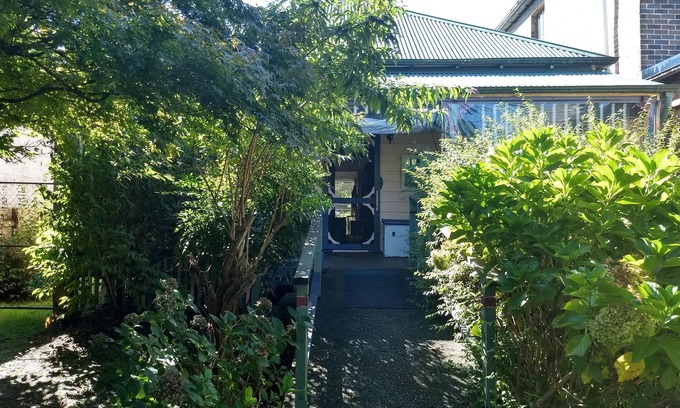 Dorrigo House | 41 Hickory heritage/Retro cottage in town