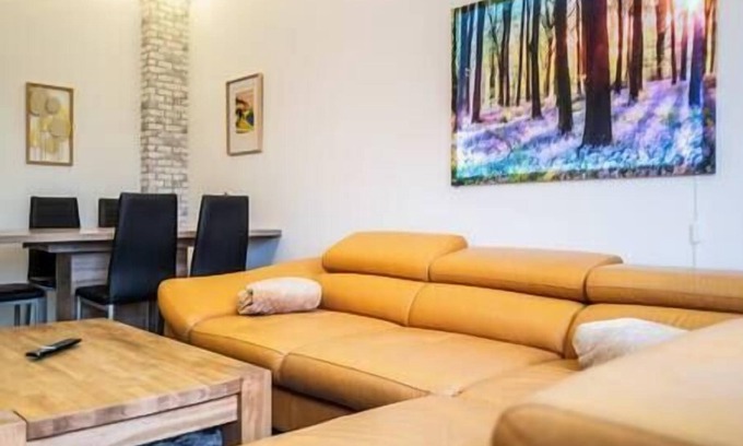 Altstadt II Apartment | #412 Comfortable & stylish: E-fair/Netflix & Prime