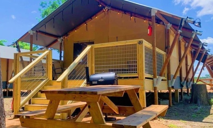 Prairie Lea Cabin | #42 Son's River Ranch Safari Cabin