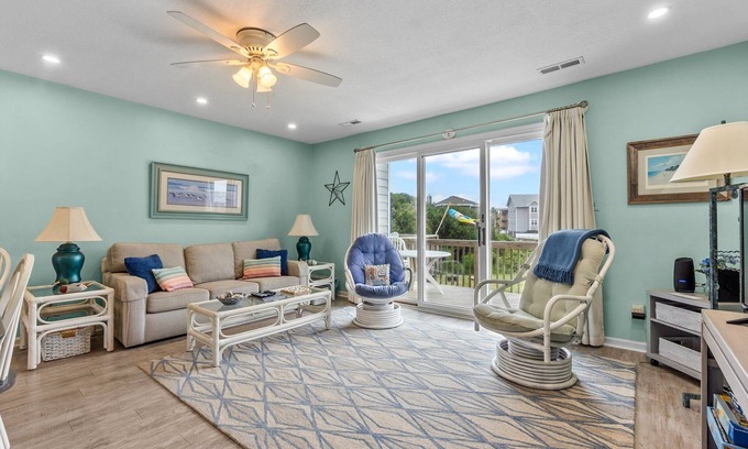 Sea Acres House | 4217- Anne's Place, Condo located between the ocean and community pool